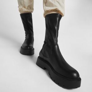 Bershka Platform Boots BRAND NEW